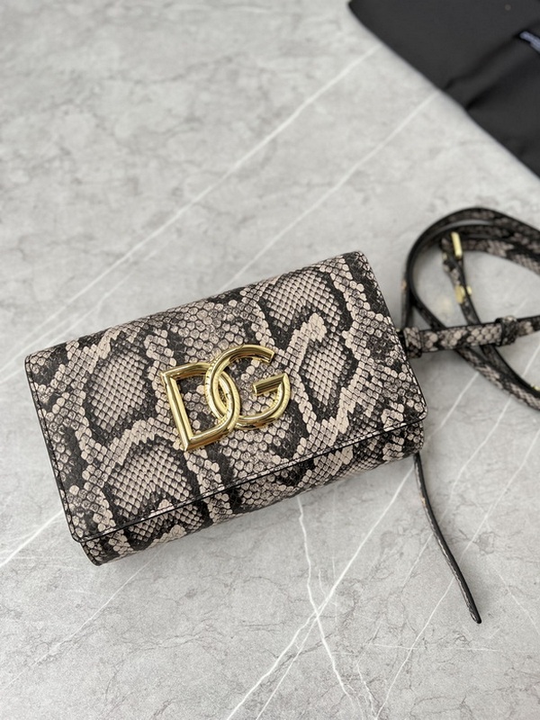 D&G Handbags 1